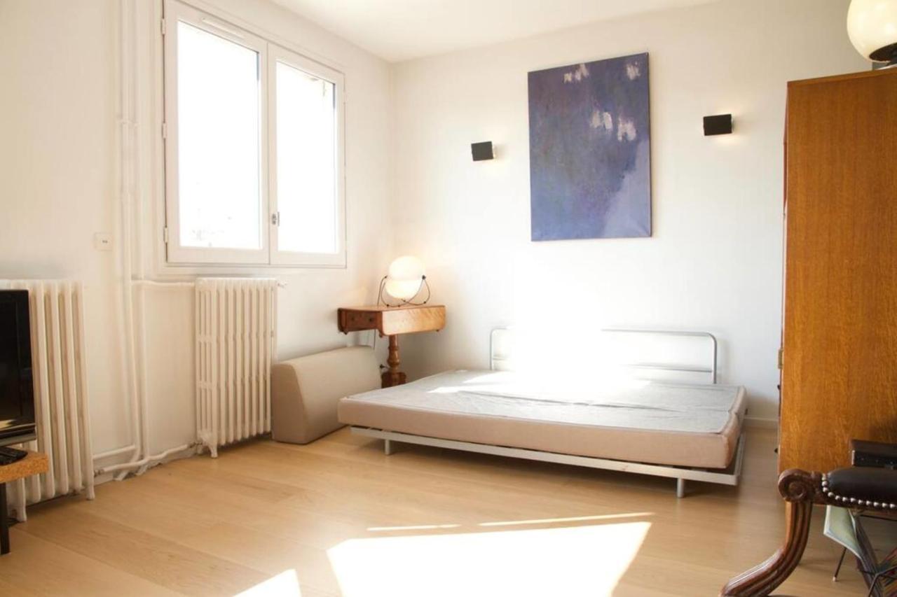 Apartment Splendid Bright Spacious And Design Apt *